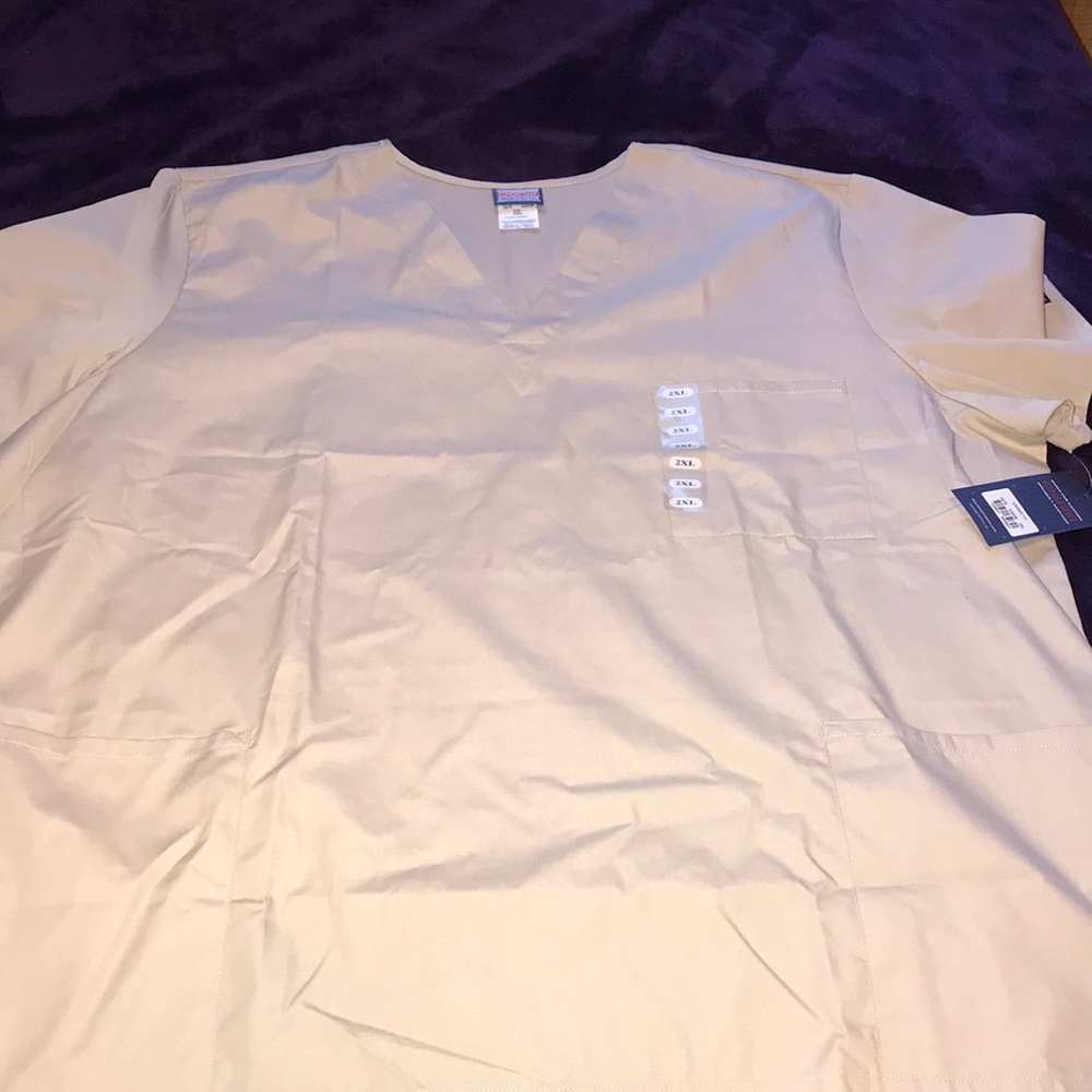 Unisex Cherokee Scrub Top